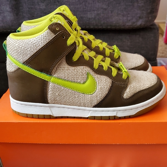 nike dunk shrek